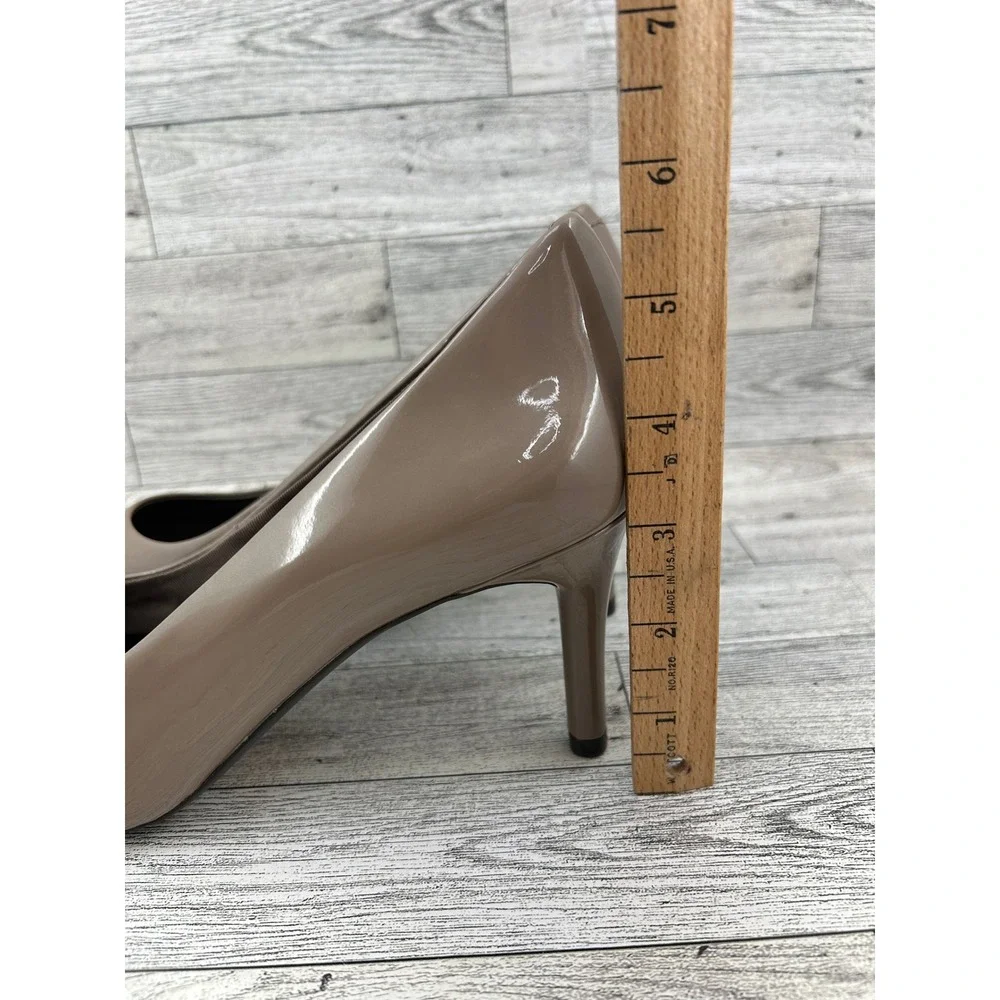 Rockport Total Motion Taupe Patent Leather Pointed Toe Pumps BX2837 Women Sz 8.5